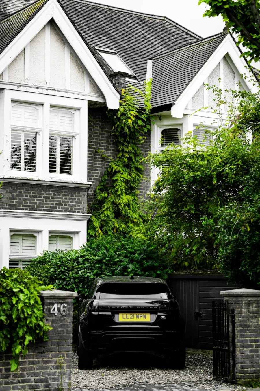 London car photoshoot by TJMONEYY MEDIA